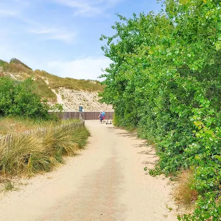 Beautiful In With Kitchen ブレーデネ